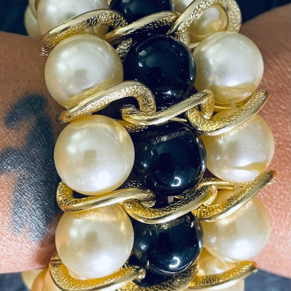 Jewelry - Women's Pearl Bracelet